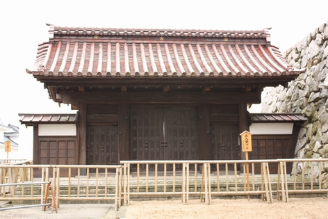 富山城（富山市郷土博物館）の門
