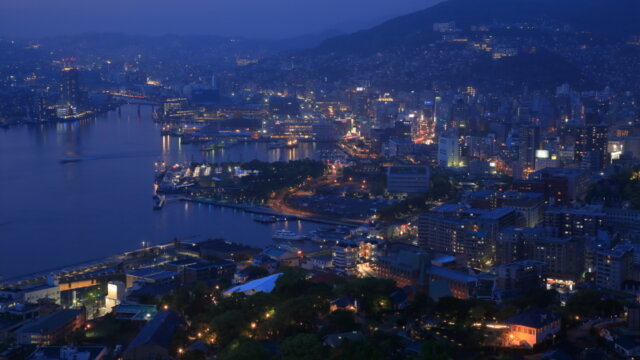 鍋冠山公園の展望台からの長崎の夜景