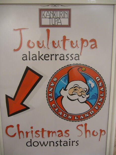 フィンランドヘルシンキ | エスプラナーディ通りのクリスマスショップ